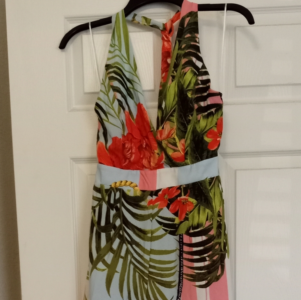 aPeach halter jumpsuit tropical colors size small